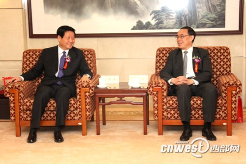 ���ʡί����ӛ��ʡ�L(zh��ng)�w�����c�Ї�(gu��)(li��n)ͨ������(j��ng)��������ͨ����